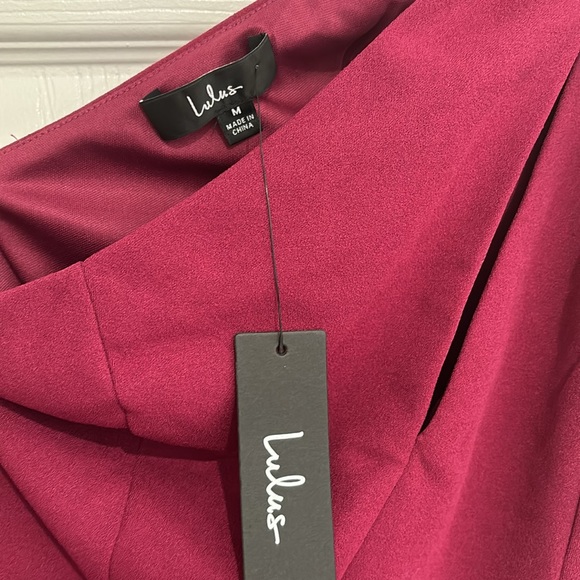 Dark Magenta One-Shoulder Cutout Asymmetrical Dress brand new! - Picture 3 of 4